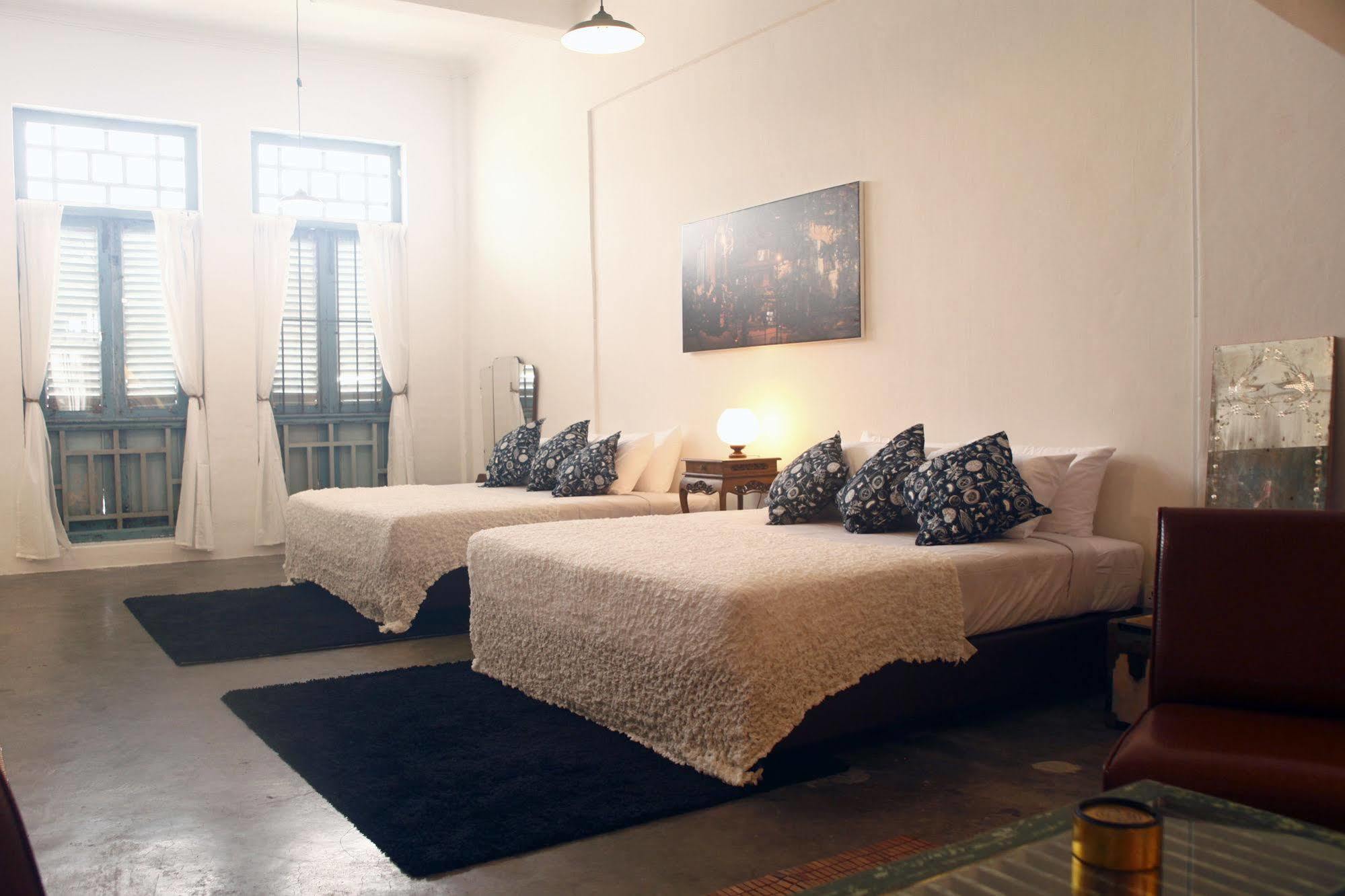 The Loft @ 13 Hibiscus Apartment Malacca Bagian luar foto